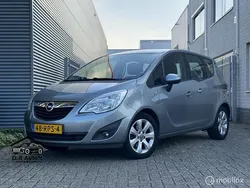 Grijs Gebruikt 2011 Opel Meriva Color Edition MPV | € 4.945 (Eerlijke prijs)