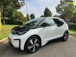 Wit Gebruikt 2019 BMW i3 Basis Hatchback | € 16.950 (Eerlijke prijs)