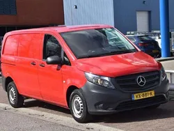 Rood Gebruikt 2016 Mercedes Vito MPV | € 7.950 (Super prijs)