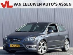 Grijs, metallic lak Gebruikt 2008 Ford Focus ST Hatchback | € 6.948 (Goede deal)
