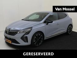 Grijs Gebruikt 2024 Renault Clio V Techno Hatchback | € 21.935 (Duur)