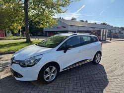Wit Gebruikt 2014 Renault Clio GrandTour Expression Stationwagen | € 3.150 (Goede deal)