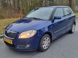 Blauw Gebruikt 2008 Skoda Fabia Hatchback | € 999 (Eerlijke prijs)