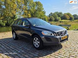 Grijs Gebruikt 2012 Volvo XC60 Summum SUV | € 10.999 (Goede deal)