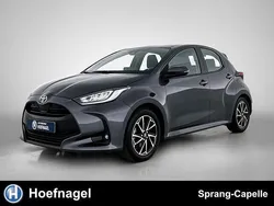 Grijs Gebruikt 2022 Toyota Yaris Active Hatchback | € 21.450 (Eerlijke prijs)