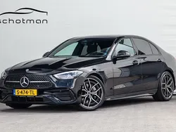 Zwart Gebruikt 2022 Mercedes C200 AMG line Sedan | € 38.500 (Goede deal)