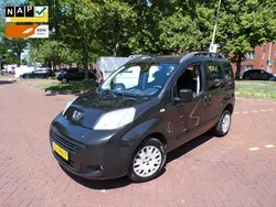 Grijs, metallic lak Gebruikt 2010 Peugeot Bipper S MPV | € 9.944