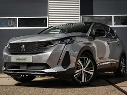 Grijs Gebruikt 2022 Peugeot 3008 Allure SUV | € 23.499 (Super prijs)
