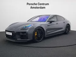 Grijs Nieuw 2025 Porsche Panamera Turbo S Sedan | € 302.430