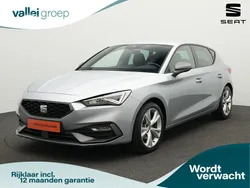 Zilver Gebruikt 2023 Seat Leon Business Hatchback | € 24.900 (Goede deal)