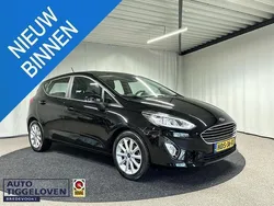 Zwart, metallic lak Gebruikt 2018 Ford Fiesta Titanium Hatchback | € 15.000 (Iets duurder)