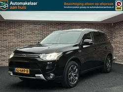 Zwart Gebruikt 2015 Mitsubishi Outlander P-HEV Edition SUV | € 15.500 (Eerlijke prijs)