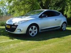 Grijs, metallic lak Gebruikt 2011 Renault Mégane Coupé Coupé | € 3.250 (Super prijs)
