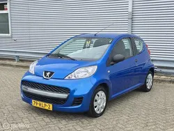 Blauw Gebruikt 2011 Peugeot 107 Hatchback | € 2.750