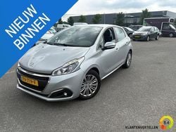 Grijs Gebruikt 2017 Peugeot 208 Hatchback | € 7.950 (Eerlijke prijs)
