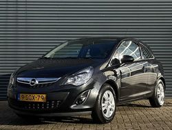 Zwart (metallic) Gebruikt 2013 Opel Corsa Hatchback | € 6.450 (Eerlijke prijs)