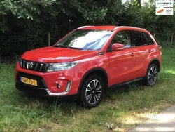 Rood Gebruikt 2020 Suzuki Vitara Style SUV | € 20.950 (Eerlijke prijs)