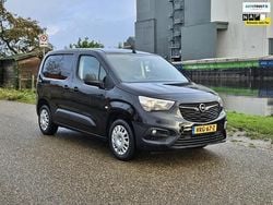 Zwart Gebruikt 2022 Opel Combo Edition Van | € 9.450 (Eerlijke prijs)