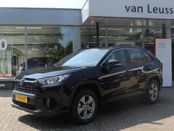 Zwart Gebruikt 2023 Toyota RAV4 Hybrid SUV | € 38.400 (Super prijs)
