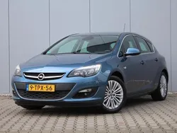 Blauw Gebruikt 2014 Opel Astra Design Edition Hatchback | € 6.499 (Eerlijke prijs)