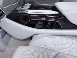 Grijs Gebruikt 2015 Audi A8 Proline Sedan | € 23.500