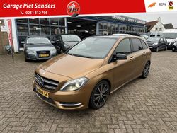 Beige (metallic) Gebruikt 2013 Mercedes B180 Ambition MPV | € 11.950 (Eerlijke prijs)