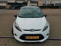 Wit Gebruikt 2009 Ford Fiesta Hatchback | € 3.750 (Iets duurder)