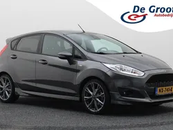 Grijs Gebruikt 2017 Ford Fiesta ST-Line Hatchback | € 9.950 (Eerlijke prijs)