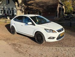 Wit Gebruikt 2009 Ford Focus Trend Hatchback | € 3.000