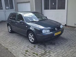 Groen Gebruikt 2001 VW Golf IV Trendline Hatchback | € 1.750 (Eerlijke prijs)