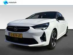 Wit Gebruikt 2023 Opel Corsa-e Hatchback | € 19.945 (Eerlijke prijs)