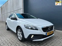 Wit Gebruikt 2013 Volvo V40 CC Momentum Stationwagen | € 7.999 (Goede deal)