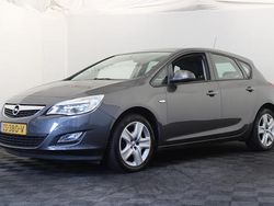 Grijs Gebruikt 2012 Opel Astra Edition Hatchback | € 3.999 (Goede deal)