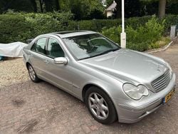 Zilver Gebruikt 2001 Mercedes C240 Elegance Sedan | € 6.499