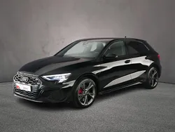Zwart Gebruikt 2022 Audi A3 Sportback e-tron Competition Sedan | € 33.900 (Goede deal)
