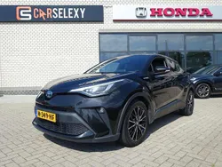 Zwart Gebruikt 2020 Toyota C-HR Executive SUV | € 22.500 (Eerlijke prijs)