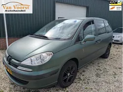 Grijs Gebruikt 2007 Peugeot 807 MPV | € 6.950