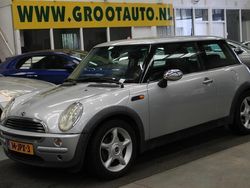Grijs Gebruikt 2002 Mini ONE Hatchback | € 1.244 (Goede deal)