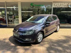 Paars Gebruikt 2015 VW Polo LOUNGE Hatchback | € 9.990 (Eerlijke prijs)