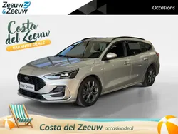 Grijs Gebruikt 2023 Ford Focus ST-Line Stationwagen | € 23.945 (Eerlijke prijs)