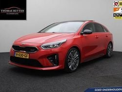 Rood Gebruikt 2020 Kia ProCeed Hatchback | € 22.950 (Eerlijke prijs)