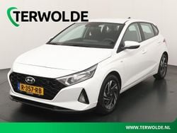 Wit Gebruikt 2022 Hyundai i20 Comfort Hatchback | € 18.295 (Eerlijke prijs)