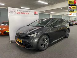 Grijs Gebruikt 2024 Cupra Born Hatchback | € 28.345 (Eerlijke prijs)