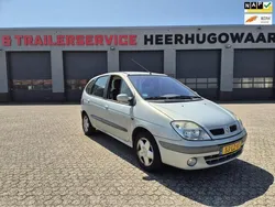 Grijs Gebruikt 2003 Renault Scénic MPV | € 999 (Super prijs)