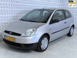 Grijs Gebruikt 2003 Ford Fiesta Hatchback | € 1.799 (Eerlijke prijs)