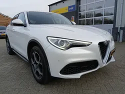 Wit Gebruikt 2018 Alfa Romeo Stelvio SUV | € 32.495 (Eerlijke prijs)