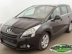 Zwart Gebruikt 2011 Peugeot 5008 MPV | € 1.600