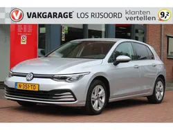 Grijs Gebruikt 2022 VW Golf VIII Life Hatchback | € 21.500 (Eerlijke prijs)