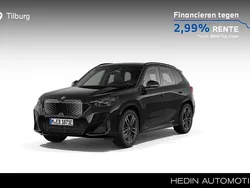 Zwart Nieuw 2025 BMW iX1 M Sport SUV | € 59.633 (Goede deal)