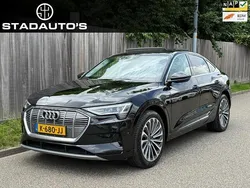 Zwart Gebruikt 2020 Audi e-tron Sportback Premium SUV | € 29.999 (Eerlijke prijs)